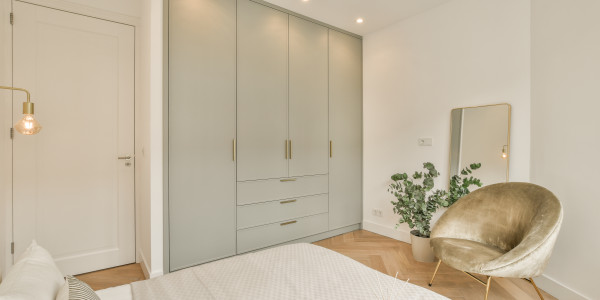 Comprar / Vender Apartamentos y Lofts en Móstoles · con Mobiliario y Carpintería a Medida