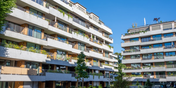 Comprar / Vender Apartamentos y Lofts en Móstoles · con Zona Comunitaria