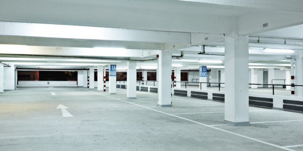 Comprar / Vender Pisos y Plantas Bajas en Móstoles · con Garaje / Parking