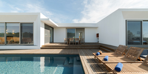 Compraventa de Inmuebles en Móstoles · Casas Diseño Minivalista