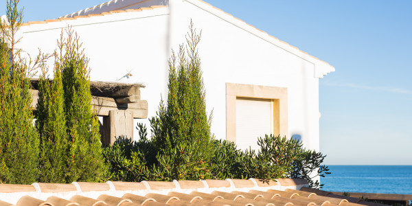 Inversores, Intermediarios, Agentes y Brokers Inmobiliarios en Móstoles · Casas de Playa